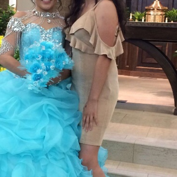 Dress - Picture 5 of 5